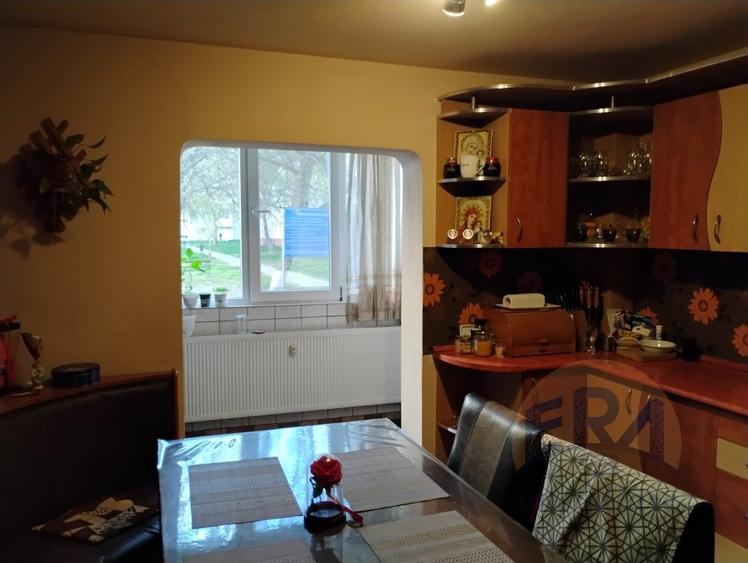 Apartament 4 camere, Sanmartin, Str. Ioan Slavici