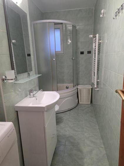 De vânzare: Garsonieră decomandată de 34 mp în zona Obor