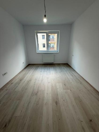 Apartament 3 camere finalizat V2-Victory