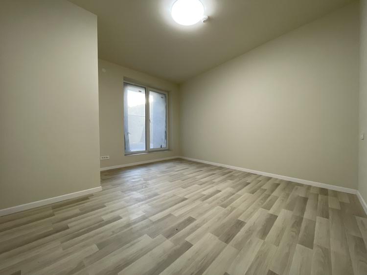 Apartament cu 3 camere, 2 bai si terasa de 35mp