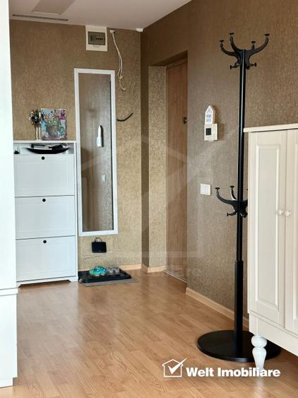 Apartament 3 camere lux, cartier Europa, 2 bai, 3 parcari subterane, 4 balcoane