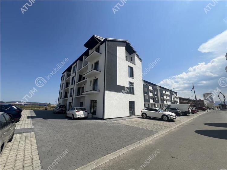 Apartament intabulat cu 3 camere 2 bai si balcon zona Doamna Stanca