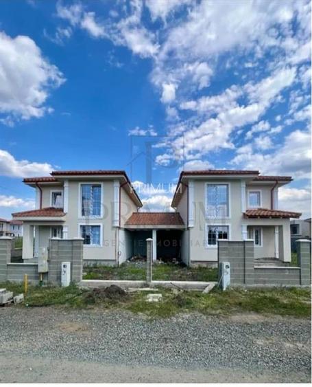 DUPLEX SEPARAT PRIN GARAJ - ZONA FOARTE BUNA - TOATE UTILITATILE - 2