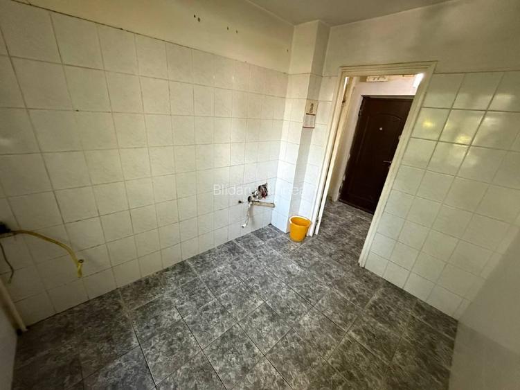 Apartament 4 camere Titan - Costin Georgian, 83mp - 9