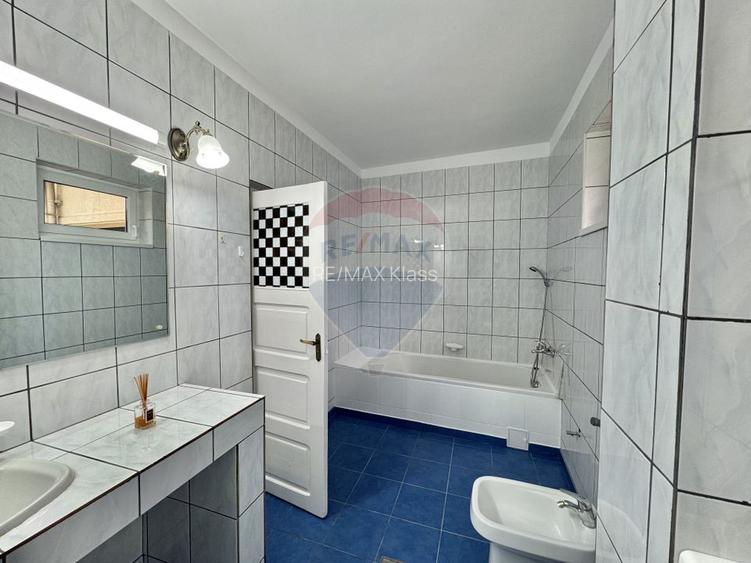 Casa / Vila cu 7 camere de vanzare în zona Domenii - 7