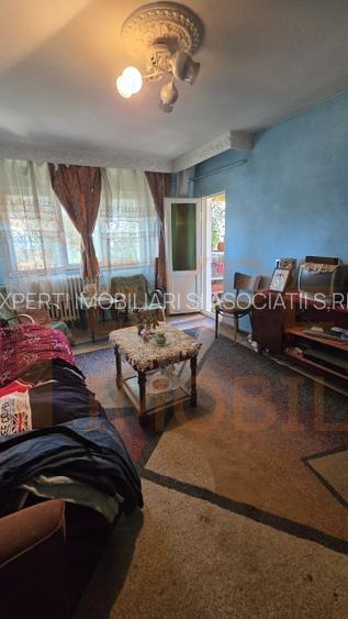 Apartament de vânzare 2 camere zona Dacia - 4