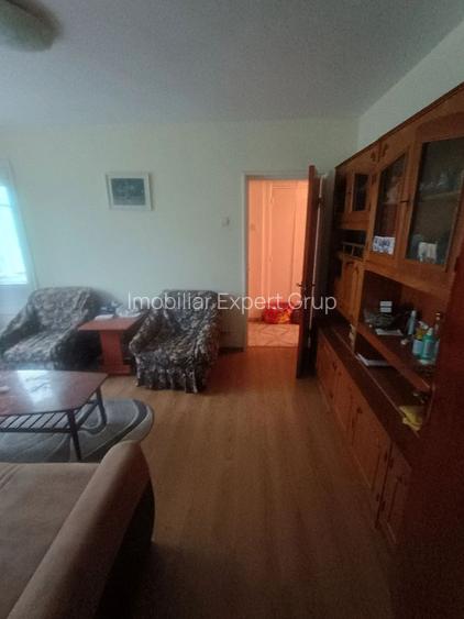 Apartament 3 camere podul Giurgiului etaj 3/10 - 9