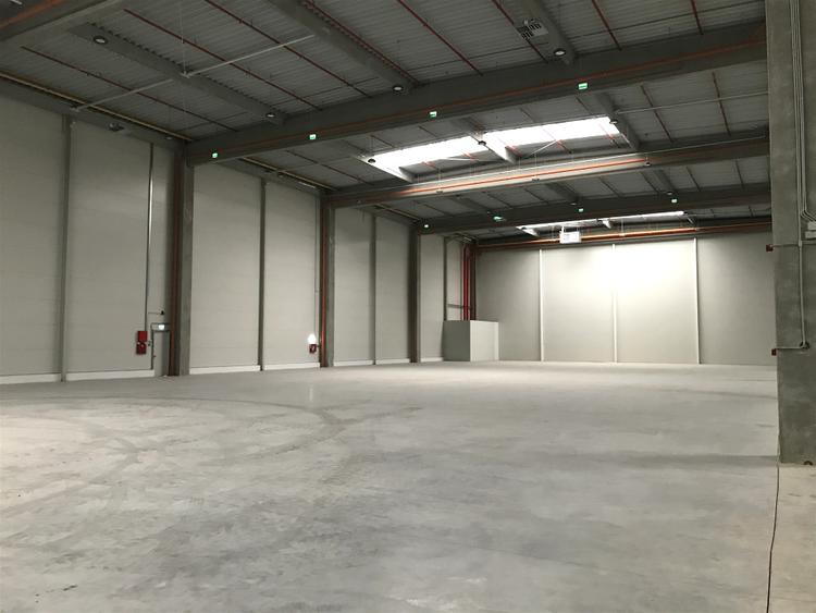 COMISION 0 / Hala clasa A / Autorizatie ISU / Show-room