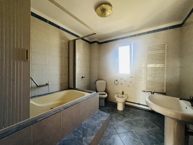 Casa Individuala , 5 camere -218 mp utili -Dumbravita