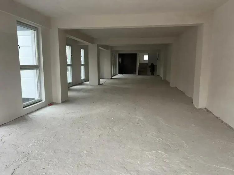 Cladire de vanzare Birouri - Comercial - Air B&B 700 m Metrou Iancului