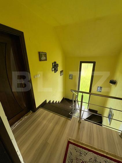 Casă de vânzare 140 mp, 5 ari teren, garaj interior – zona Pensiunea Morariu