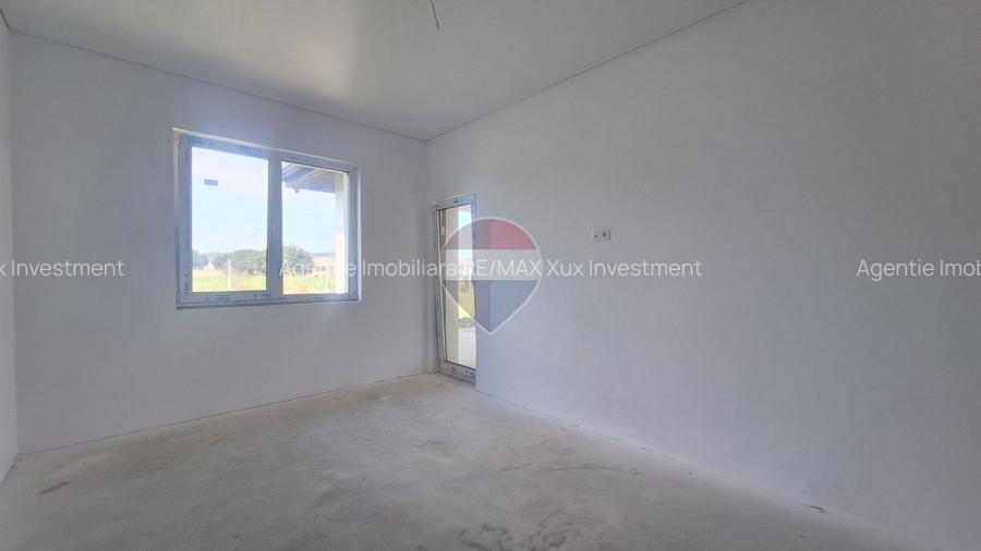 Casă / Vilă cu 3 camere de vânzare - 5