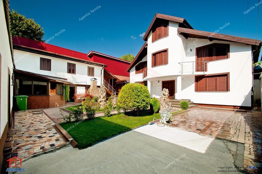 Vanzare vila clasica amenajata in stil Baroc situata in Galati