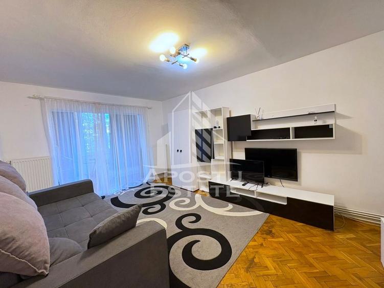 Apartament cu 3 camere de inchiriat in zona Soarelui, Centrala Proprie