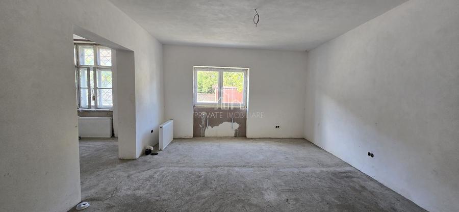 Spatiu comercial de inchiriat, zona Garii, Sighisoara
