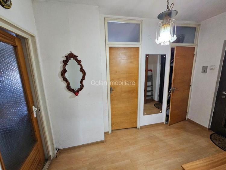 Apartament 3 camere 72 mp utili, lift, zona Terezian 0% Comision - 9