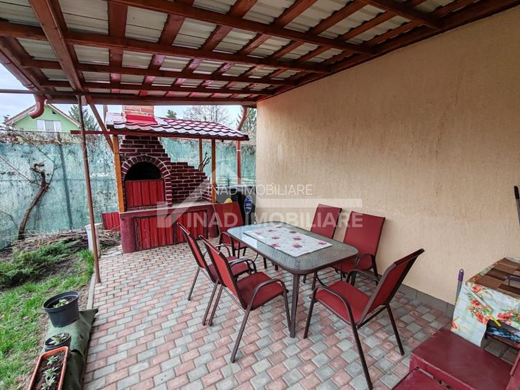 Casa individuala, 100 mp utili, 242 mp teren, Str. Trandafirilor - 13