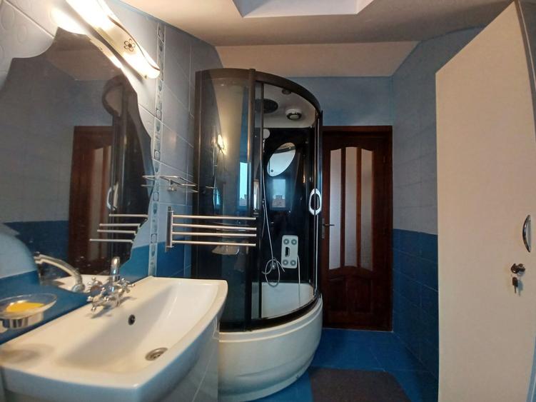 2 camere, finisat modern, orientat sud-vest, zona Titulescu
