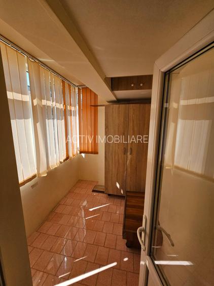 Apartament 2 camere, etaj 2, zona centrala - 9