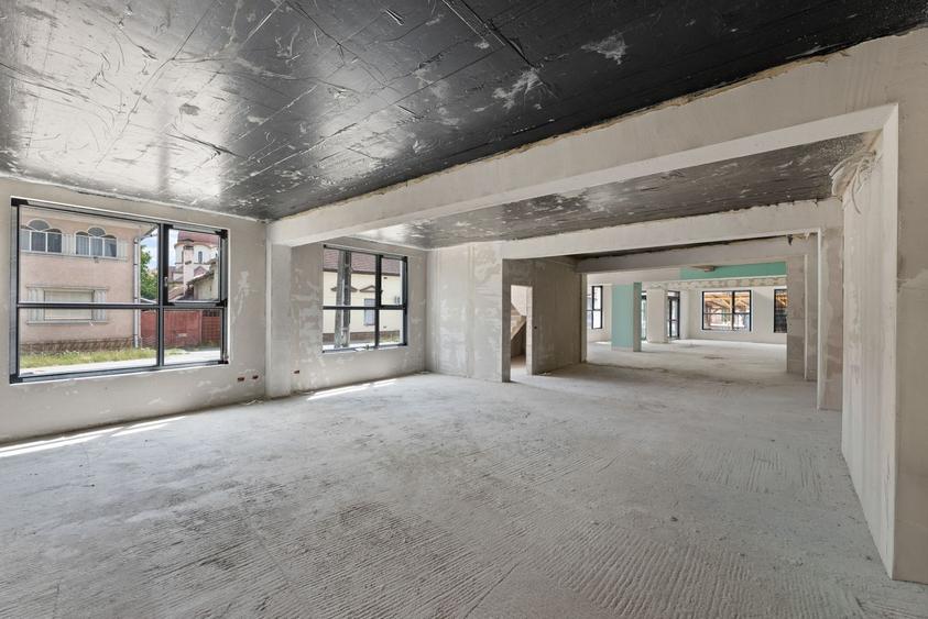 Spatiul Comercial Semifinisat, P+E de inchiriat Beliu Arad, Traffic