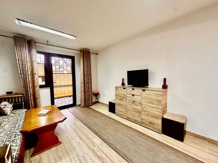 Inchiriez spatiu comercial cu acces din strada principala