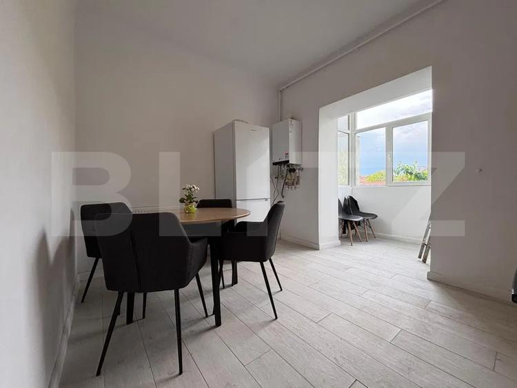 Apartament de 2 camere, 64 mp, zona Centrală