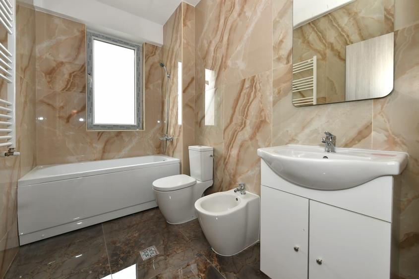 Apartament 2 camere, ansamblu nou P+3, cu lift, pret 1500mp+tva