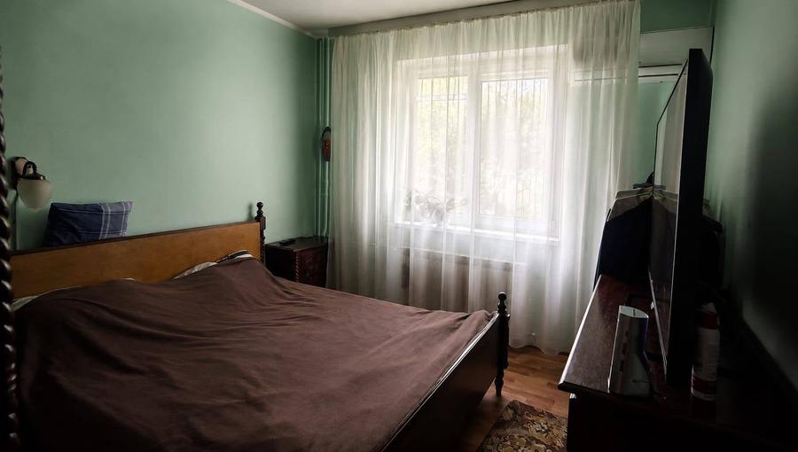 2 camere metrou Aparatorii Patriei Bloc 1983