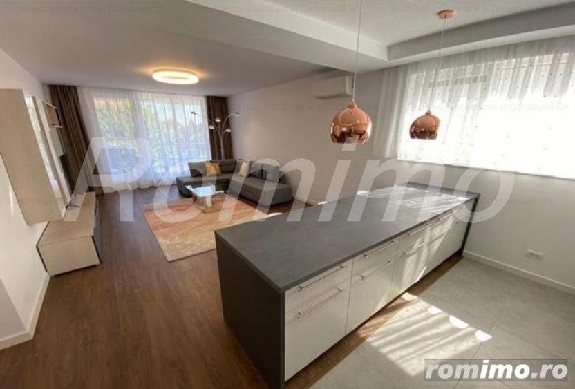Lux apartamet cu 4 camere la intrare in Dumbravita