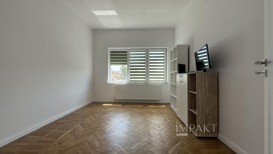 Apartament cu 3 camere separate langa Catedrala Ortodoxa in centru