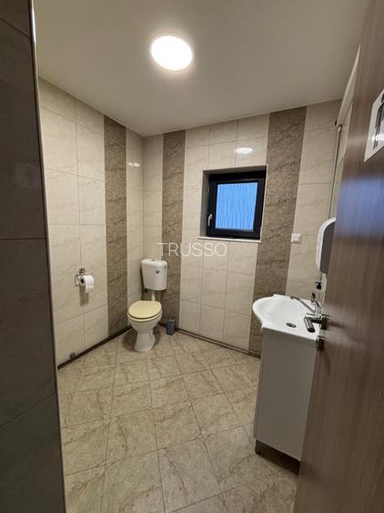 Spațiu de birouri central – 3 încăperi (open space 60 mp) + parcare - 9