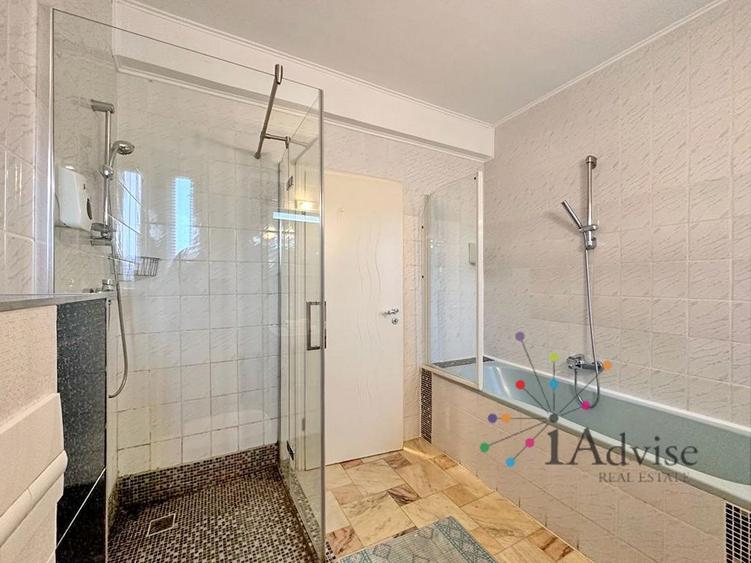 Apartament 4 Camere Inchiriere - Zona Linistita, Priveliste Deosebita