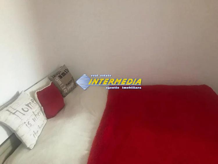 Garsoniera decomandata Alba Iulia zona Cetate/ Bulevard