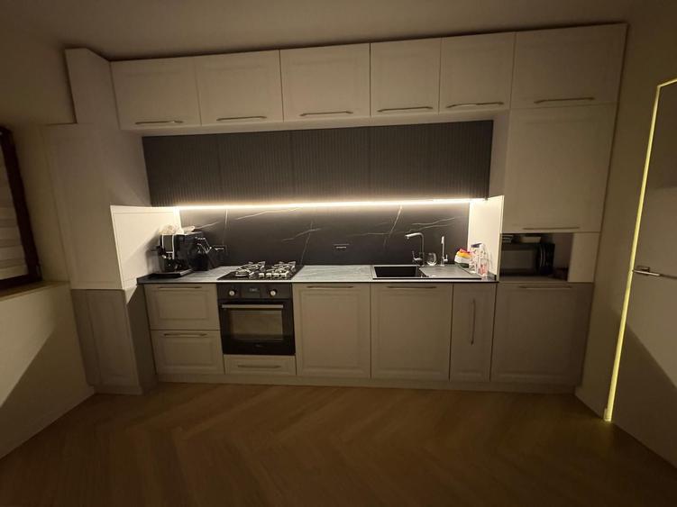 Faleza nord- apartament 3 camere finisat lux cu vedere la mare si lac