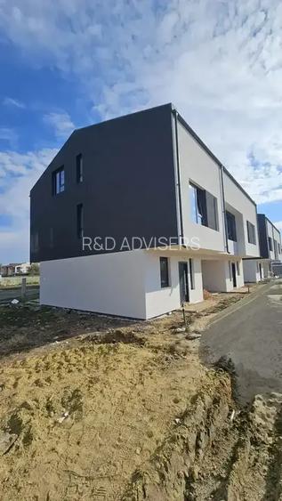 Casa 4 CamereTriplex | Complex Rezidential Privat | Casa la Alegere - 4