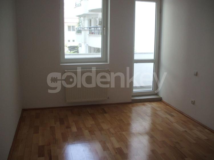 Apartament duplex cu 5 camere | curte generoasa