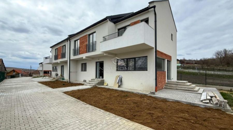 Casa tip duplex, 4 camere, 143mp, zona Chinteni