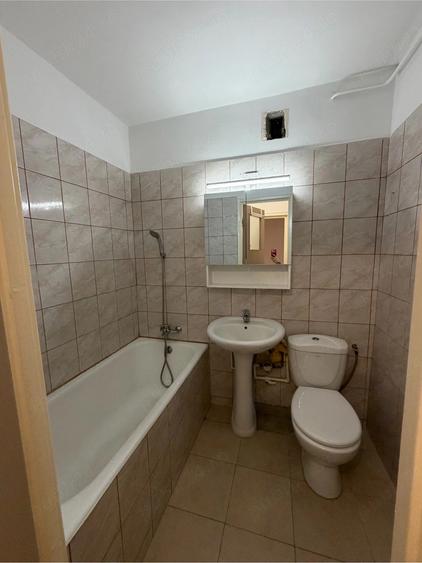 APARTAMENT DE INCHIRIAT