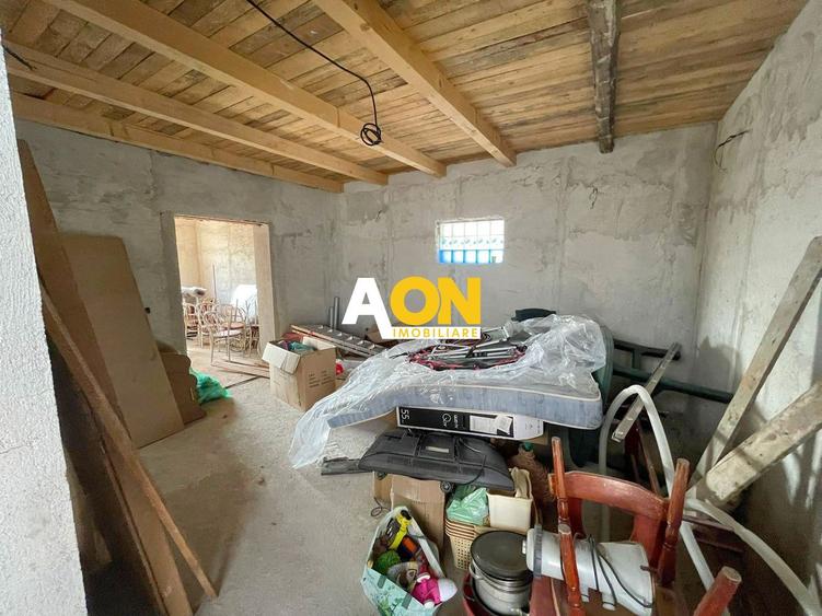 Casa 3 camere la gri, 122 mp + anexa 50 mp la rosu
