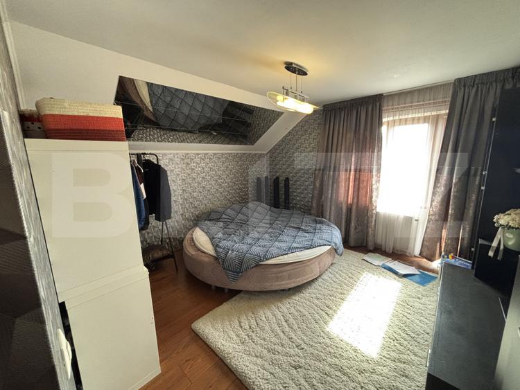 Casa de vanzare cu 4 camere, cartier Bradet