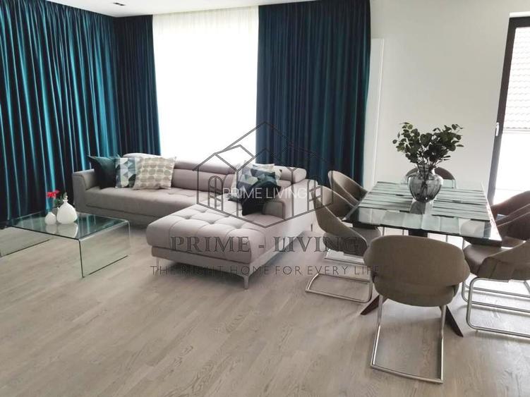 Apartament situat la etajul doi al unui bloc cu 3 etaje