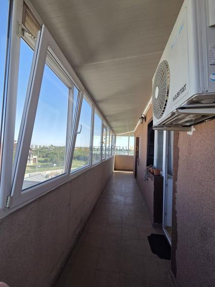 Apartament 2 camere decomandat, etaj 3 – Comuna 1 Decembrie