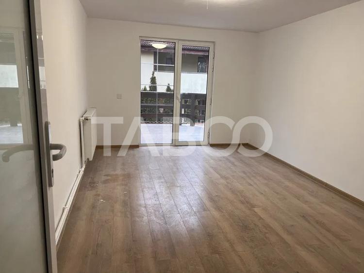 Spatiu birouri cu 6 camere 147 mpu curte libera 260 mp Calea Dumbravii