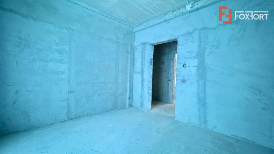 Apartament de vanzare, 3 camere + 300 mp curte - Mosnita - Drumul Boilor