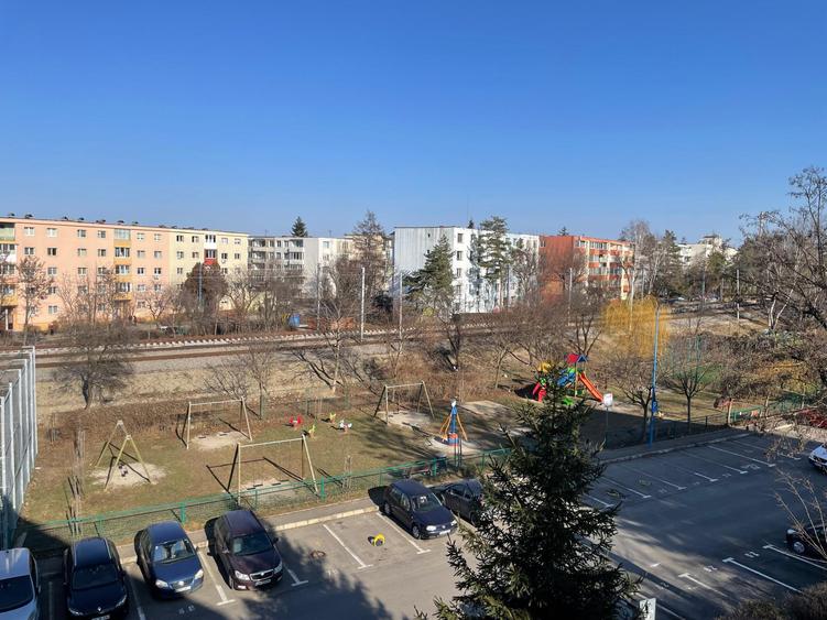 De-Inchiriat-Apartament-2-Camere-Parcare-Tractorul