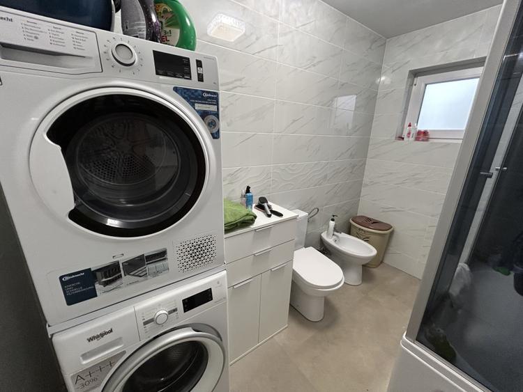 Casă de vânzare, 4 camere, 2 bai - 128 mp utili + 18 mp terasa - Zona Lidl