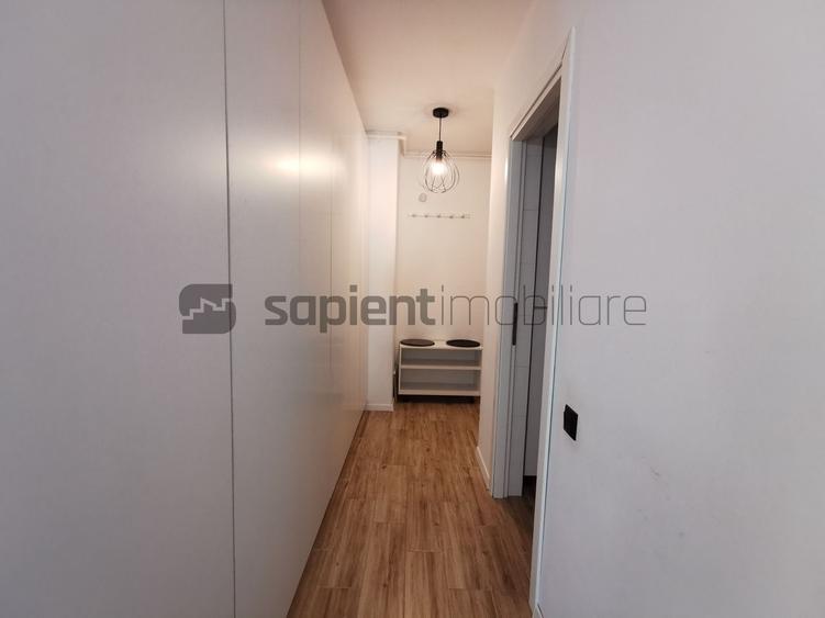 De închiriat apartament cu 3 camere, în Milano 5, Nufărul