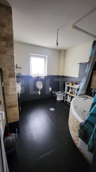 Casa D+P+E, pe Aleea Trifoiului, zona linistita!