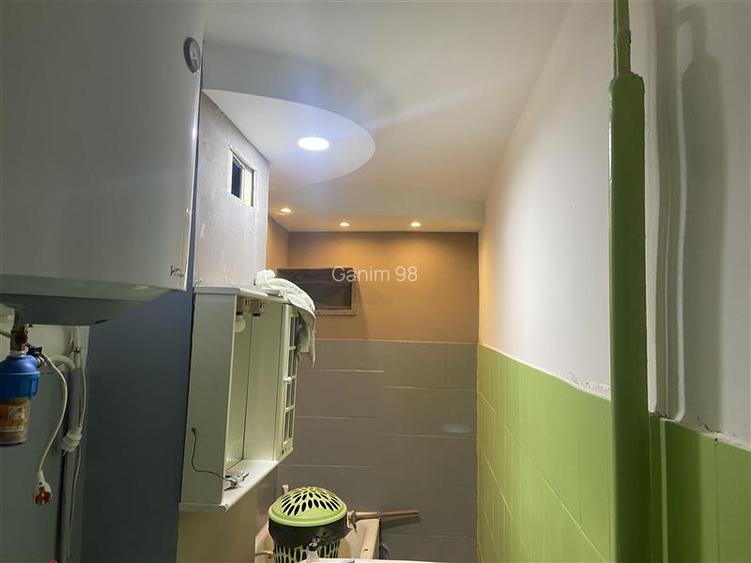 Apartament 2 camere ,etaj 1 din 4 , 54 mp, zona Inspectoratul Scolar, decomandat - 11