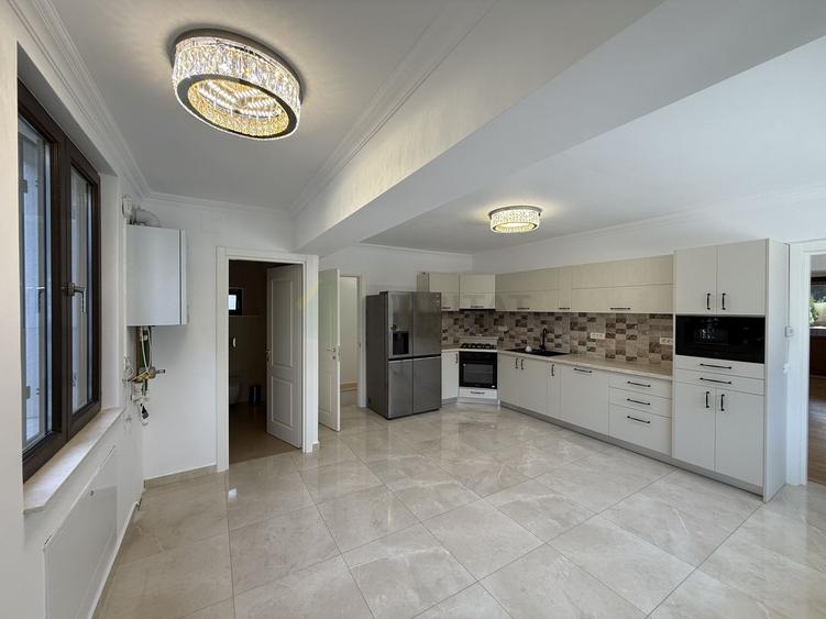 Vila premium 5 camere Pipera | Teren 1.000 mp